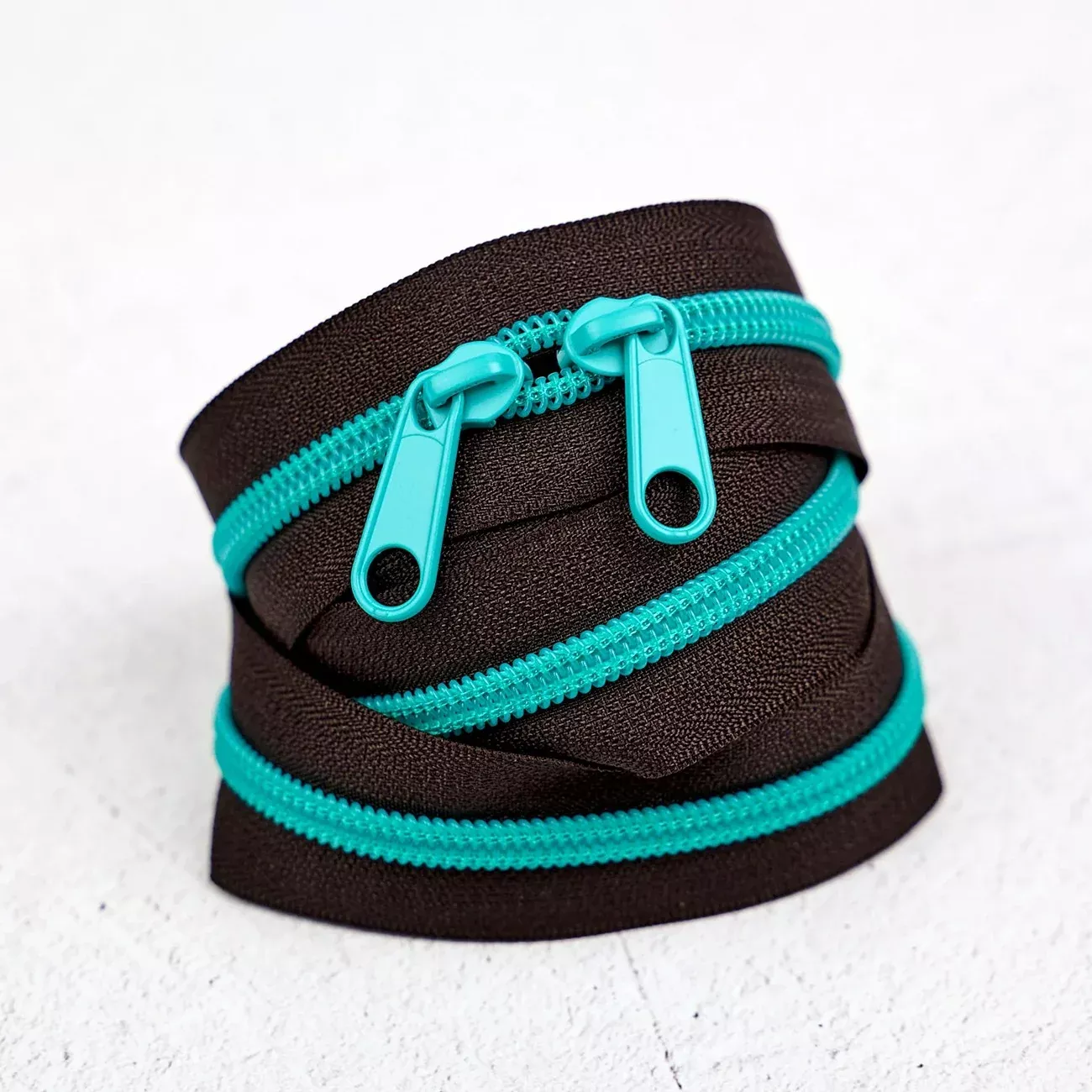 30in Handbag Zipper Teal Eclipse