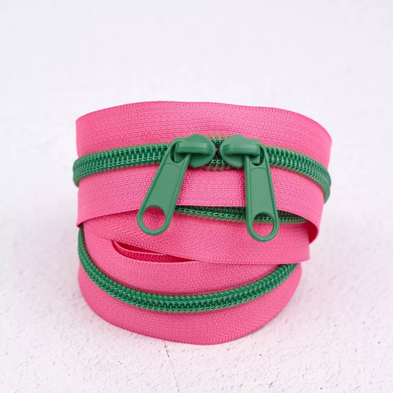 40in Handbag Zipper Dragonfruit