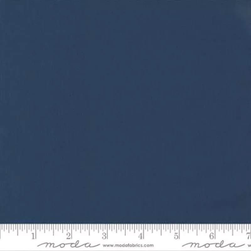 Bella Solids – Quilting Cotton Fabric – Basic Solid – American Blue