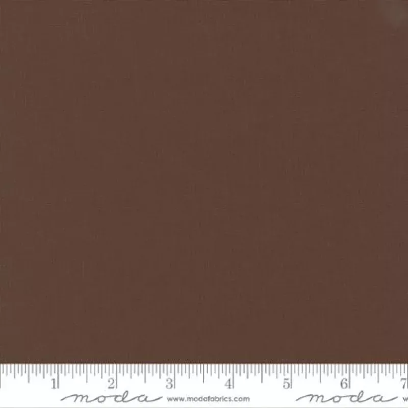 Bella Solids – Quilting Cotton Fabric – Basic Solid– Chocolate