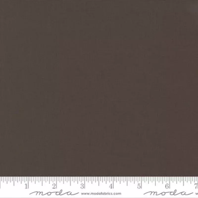 Bella Solids – Quilting Cotton Fabric – Basic Solid – Coffee – Brown