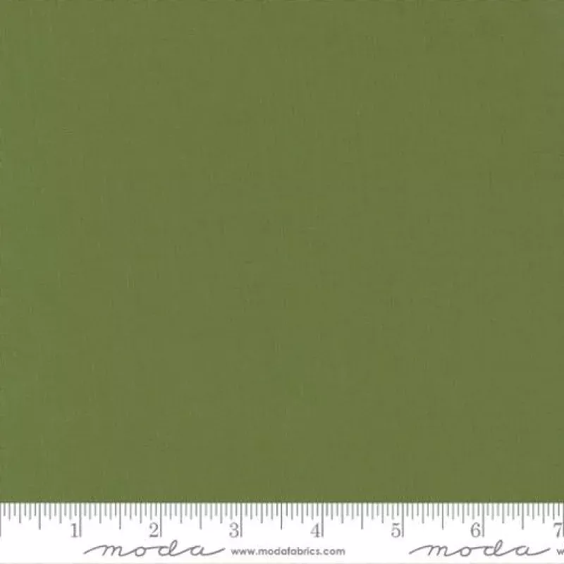 Bella Solids – Quilting Cotton Fabric – Basic Solid – Dark Green