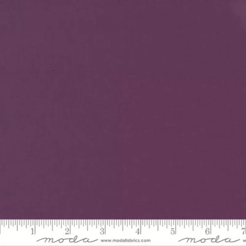 Bella Solids – Quilting Cotton Fabric – Basic Solid – Eggplant