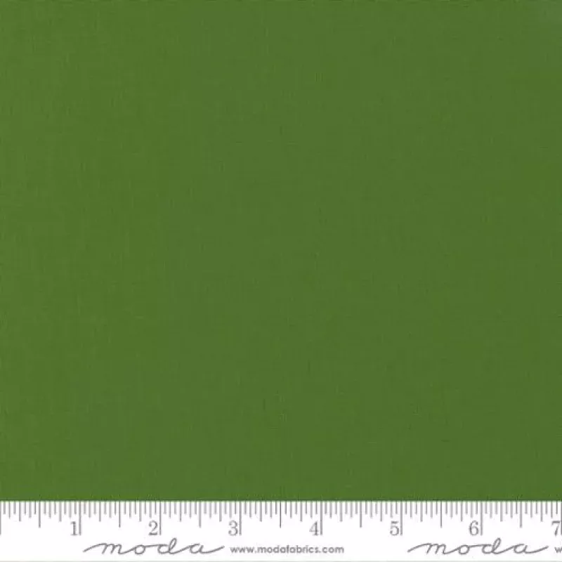 Bella Solids – Quilting Cotton Fabric – Basic Solid – Evergreen