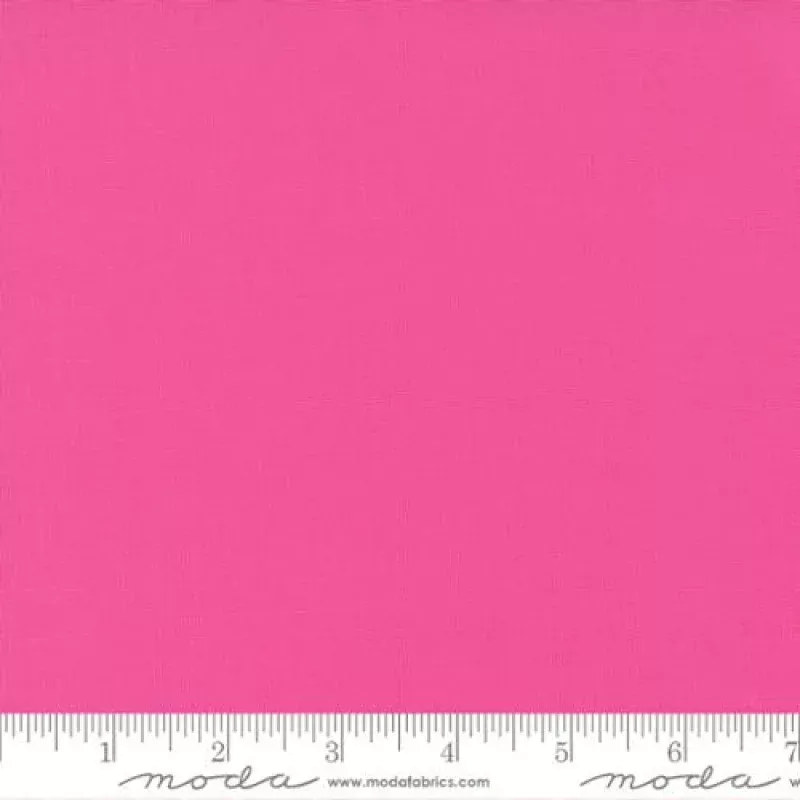 Bella Solids – Quilting Cotton Fabric – Basic Solid – Fuchsia – Pink