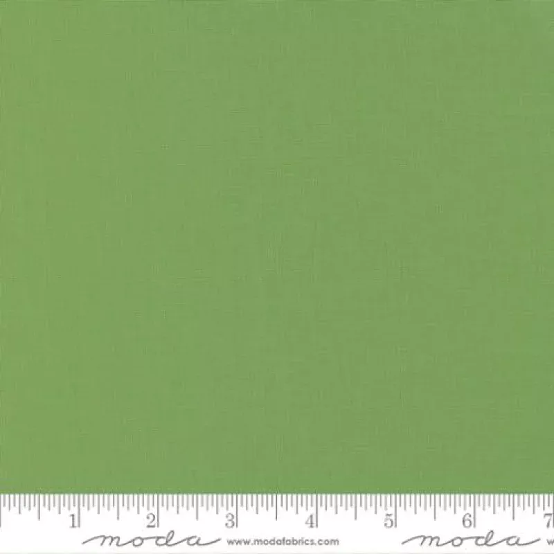 Bella Solids – Quilting Cotton Fabric – Basic Solid – Grass