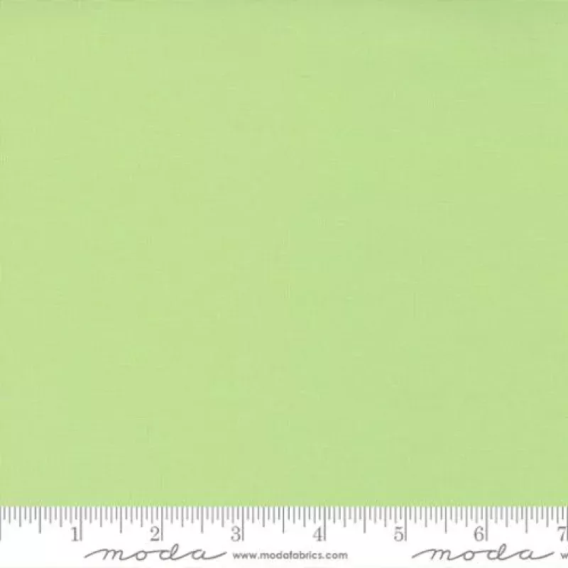 Bella Solids – Quilting Cotton Fabric – Basic Solid – Green Tea – Light Green