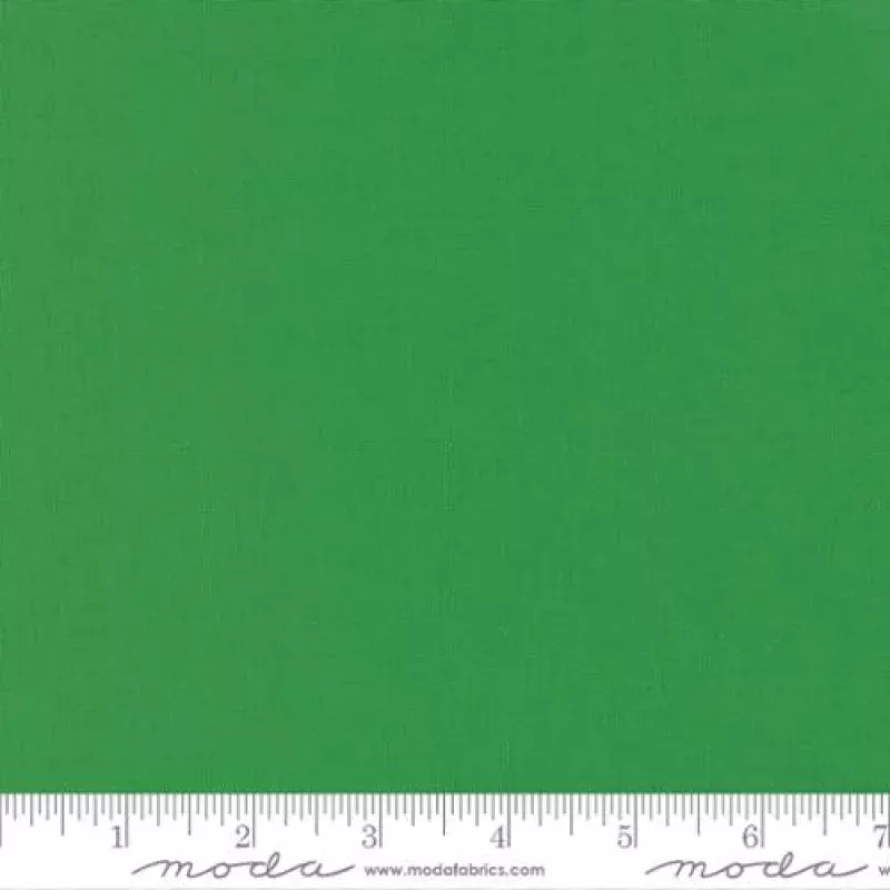 Bella Solids – Quilting Cotton Fabric – Basic Solid – Kelly