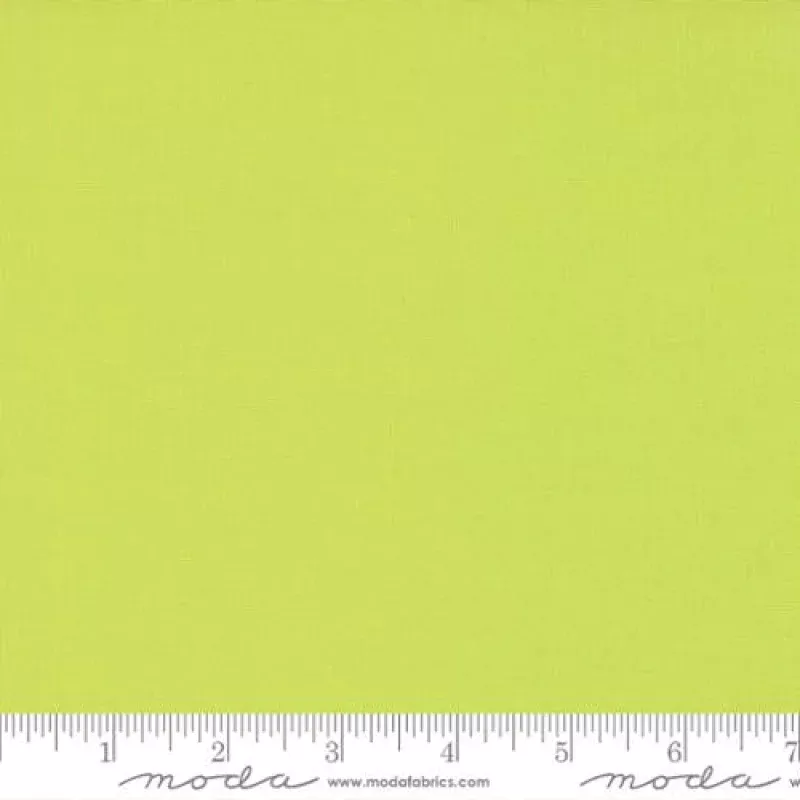 Bella Solids – Quilting Cotton Fabric – Basic Solid – Key Lime