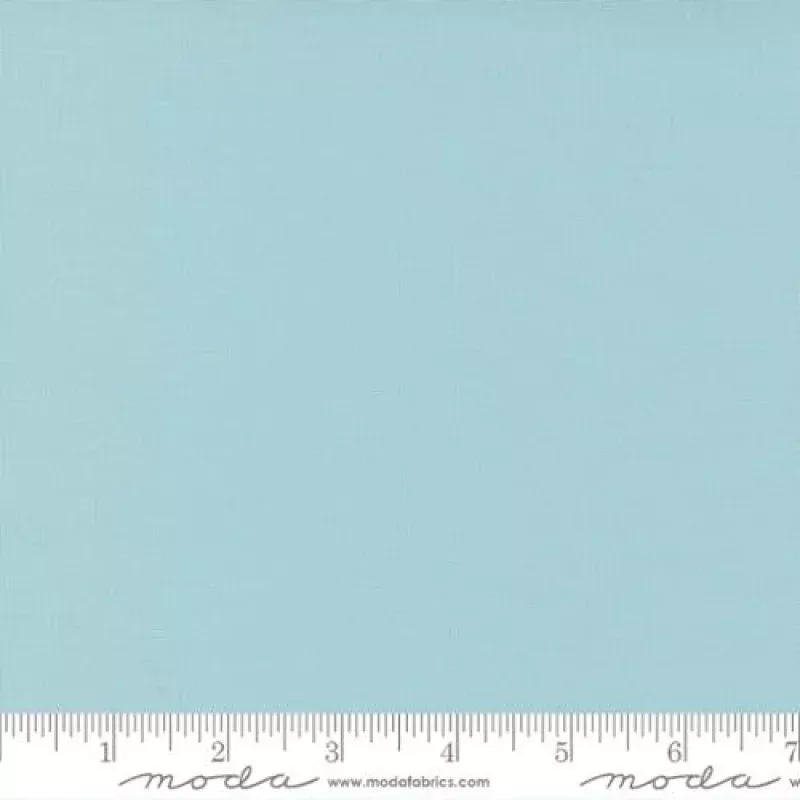 Bella Solids – Quilting Cotton Fabric – Basic Solid – Mist