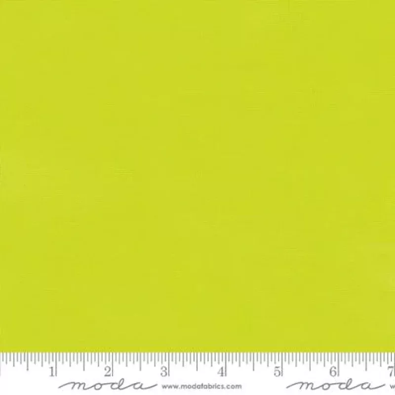 Bella Solids – Quilting Cotton Fabric – Basic Solid – Mojito