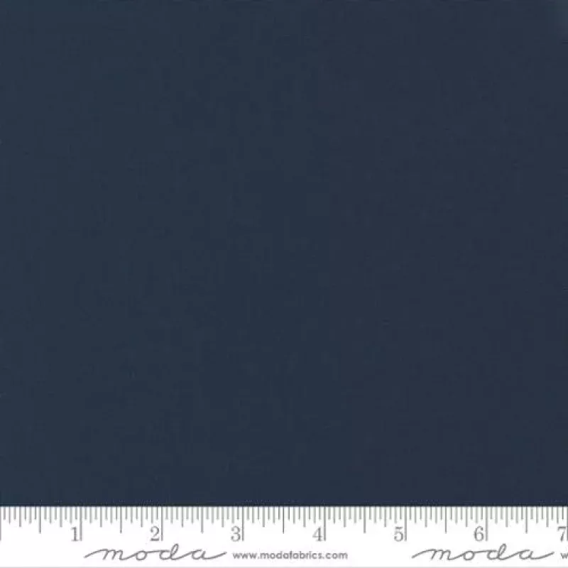 Bella Solids – Quilting Cotton Fabric – Basic Solid – Navy