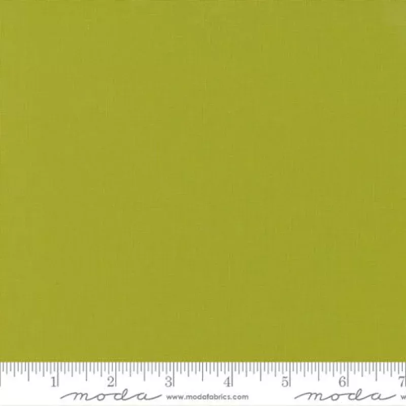 Bella Solids – Quilting Cotton Fabric – Basic Solid – Pesto – Light Green