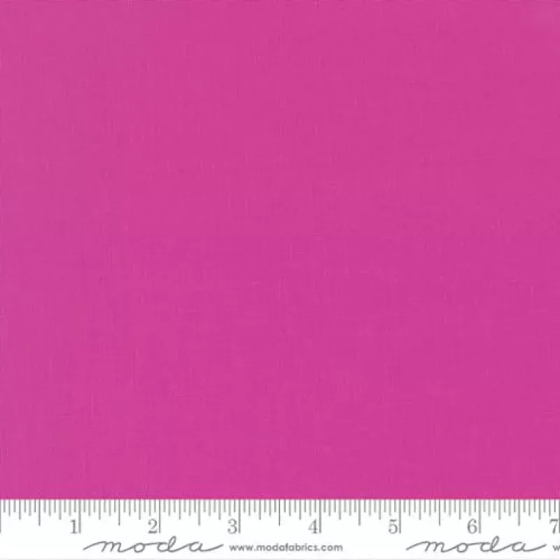 Bella Solids – Quilting Cotton Fabric – Basic Solid – Petunia – Pink
