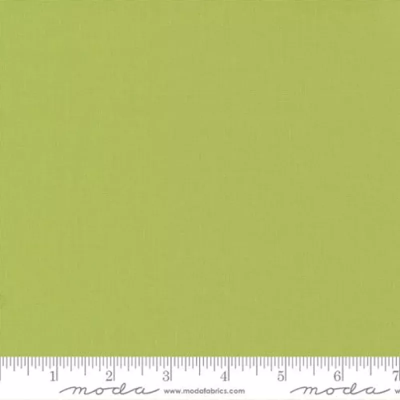 Bella Solids – Quilting Cotton Fabric – Basic Solid – Pistachio