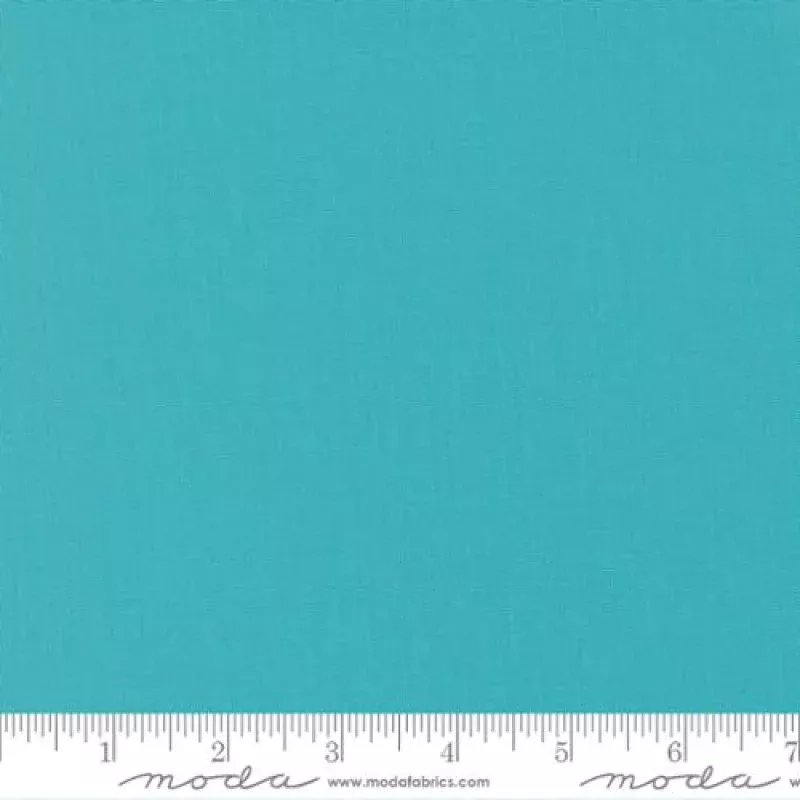Bella Solids – Quilting Cotton Fabric – Basic Solid – Poolside – Aqua
