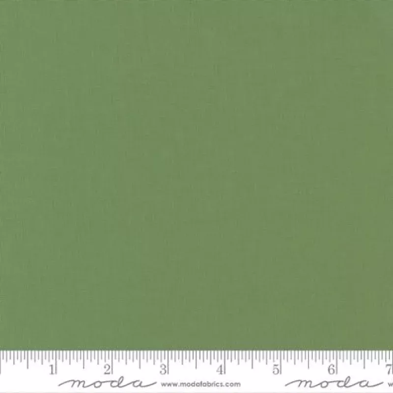 Bella Solids – Quilting Cotton Fabric – Basic Solid – Prairie Green