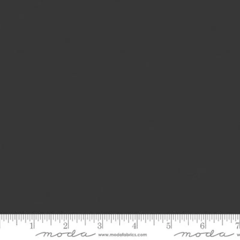Bella Solids – Quilting Cotton Fabric – Basic Solid – Raven