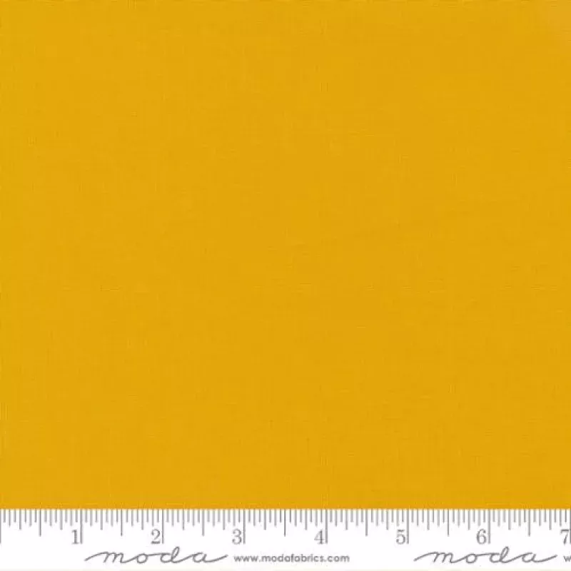 Bella Solids – Quilting Cotton Fabric – Basic Solid – Saffron – Gold