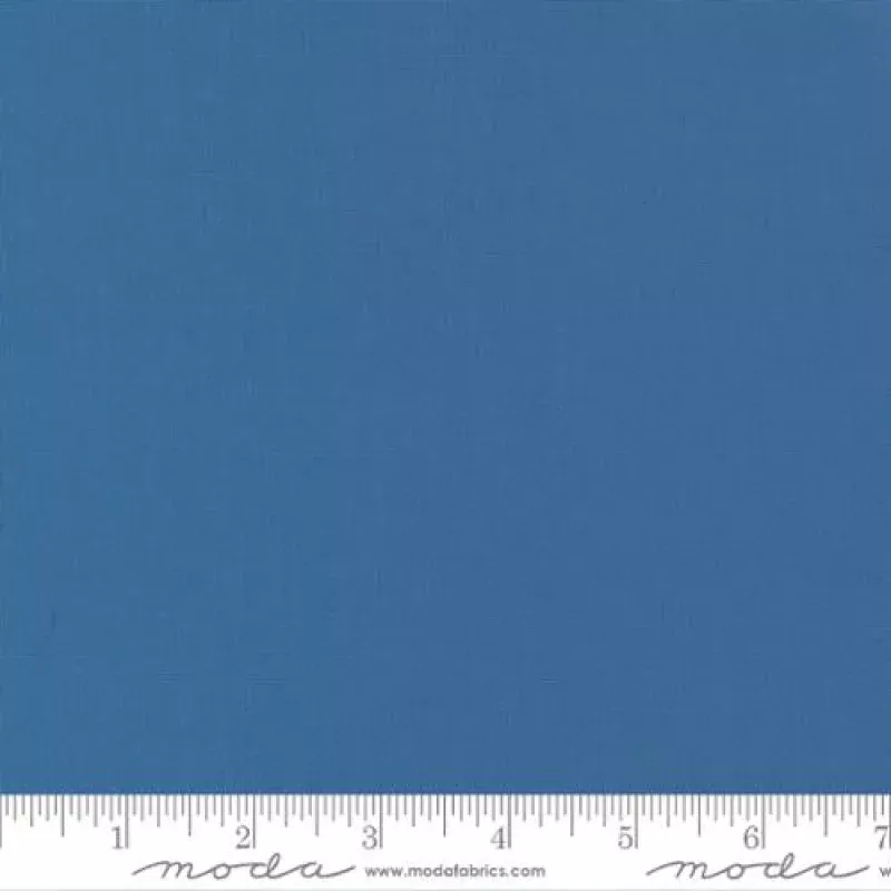 Bella Solids – Quilting Cotton Fabric – Basic Solid – Sea – Dark Blue