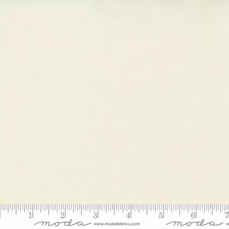 Bella Solids – Quilting Cotton Fabric – Basic Solid– Snow