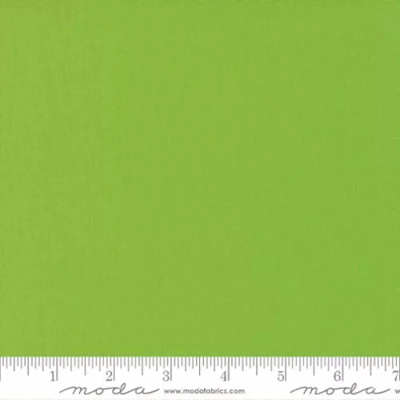Bella Solids – Quilting Cotton Fabric – Basic Solid – Sprout