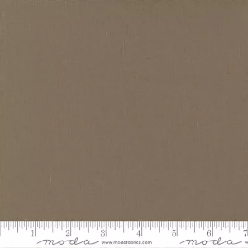 Bella Solids – Quilting Cotton Fabric – Basic Solid – Weathered Teak