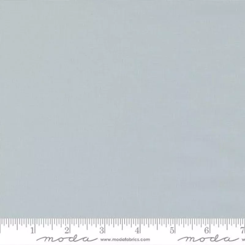 Bella Solids – Quilting Cotton Fabric – Bella Silky – Zen Grey – Grey