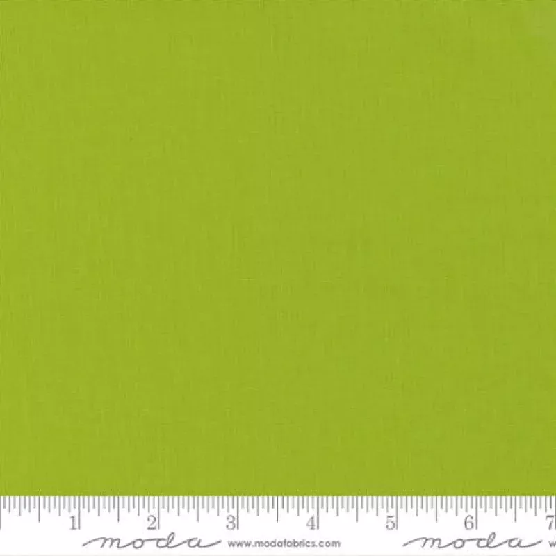 Bella Solids – Quilting Cotton Fabric – Classic Basic Solid – Limeade