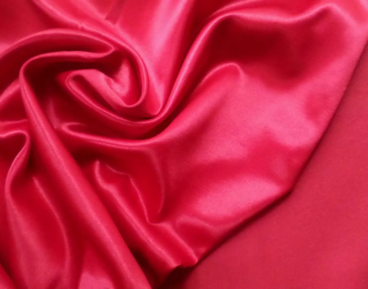 Chesterfield - Flannel Back Winter Coat Lining - Red Hot