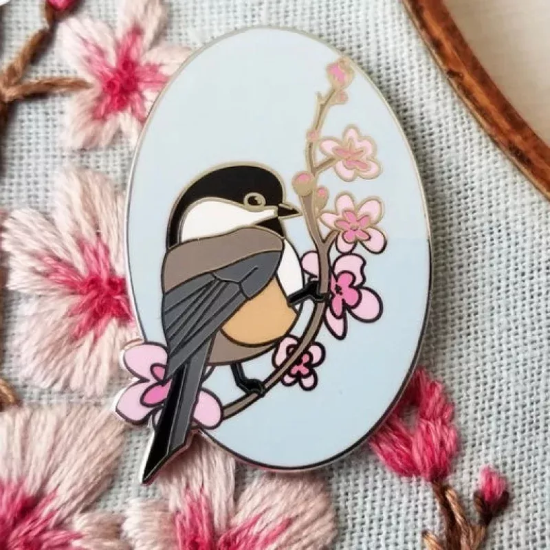 Chickadee EnamelNeedle Minder
