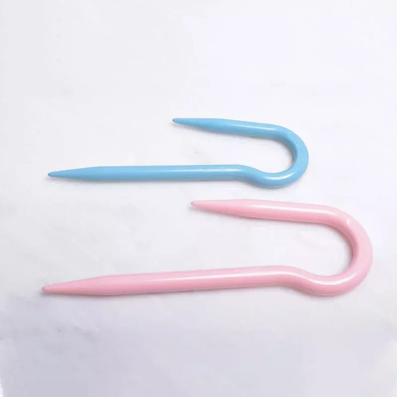 Clover Jumbo U-Shaped Cable Stitch Holders