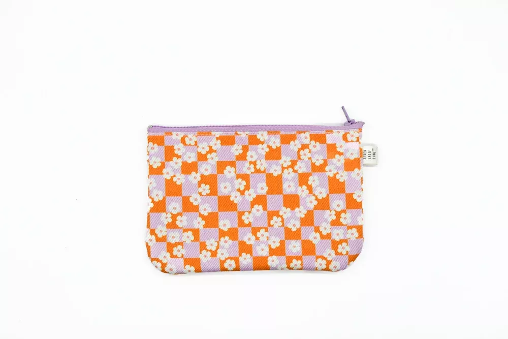 Cute As A Daisy Pouch