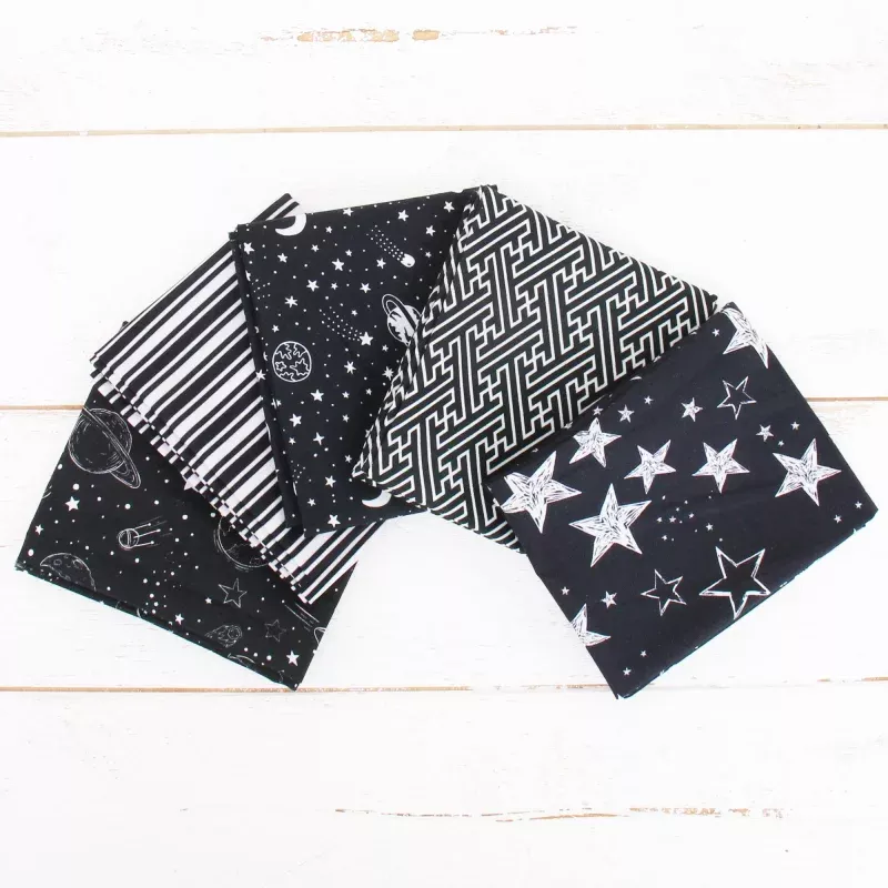 Five Fat Quarter Bundle – Black Color Builder Set