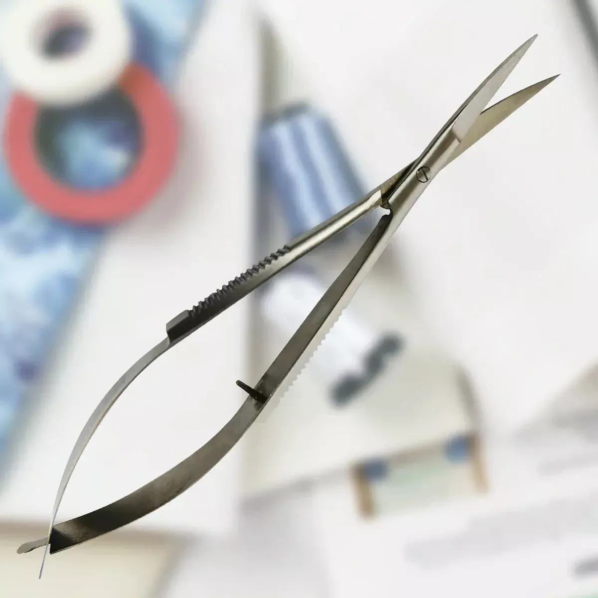 Floriani Squeeze N Snip Tool