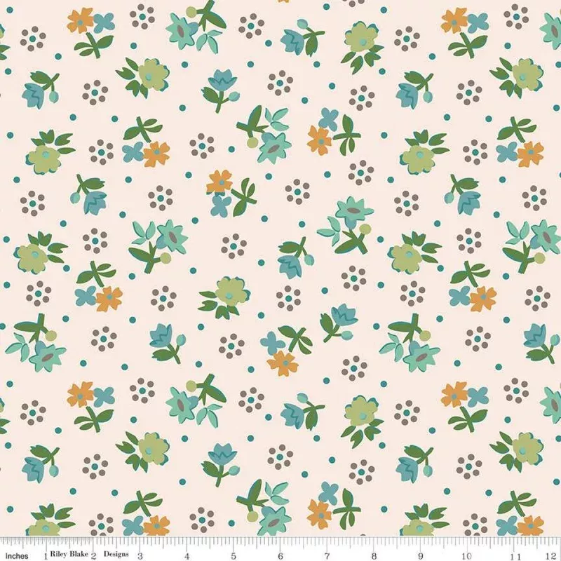 Gentler TimesWide Back Quilting FabricReunion – Coral – 108″