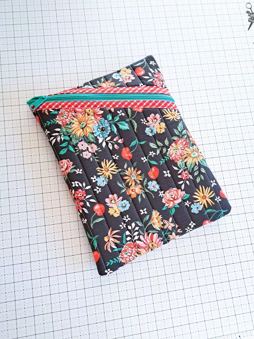 Hemingway Pouch | Center Street Quilts