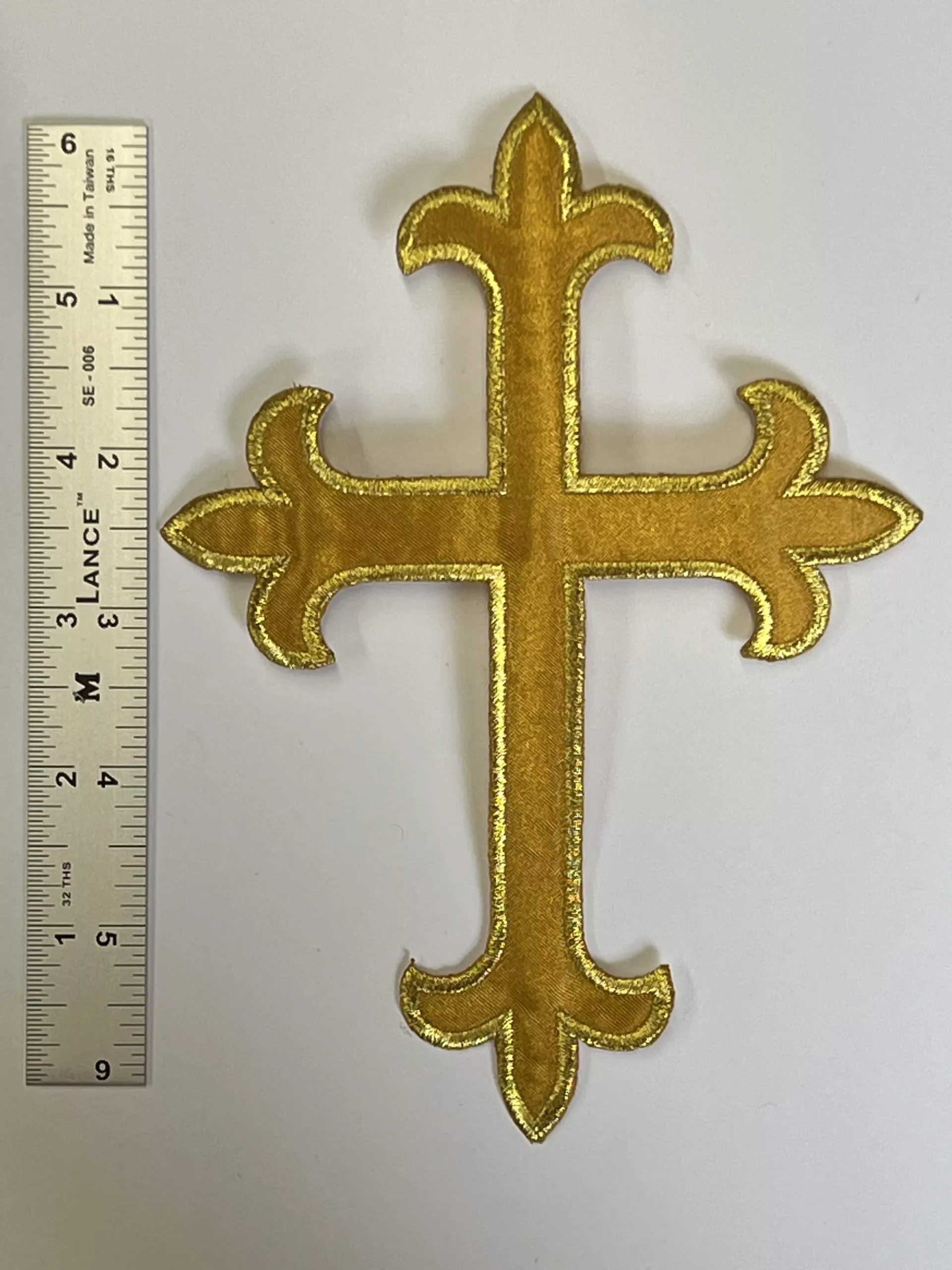 Iron-on Applique - Fleury Latin Cross #19553 - Goldstn, 6.5" x 4.75"