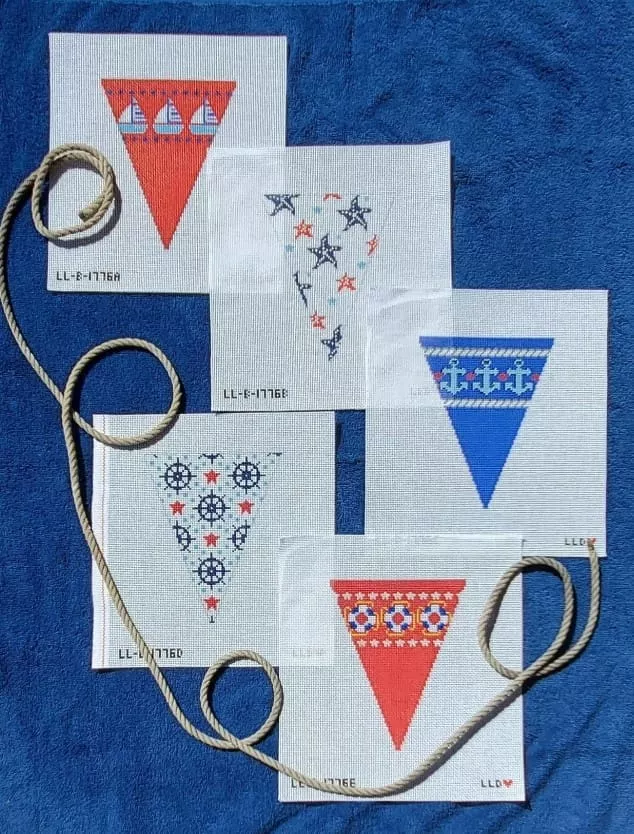 Laura Love Designs – Nautical Garland – 5 canvases