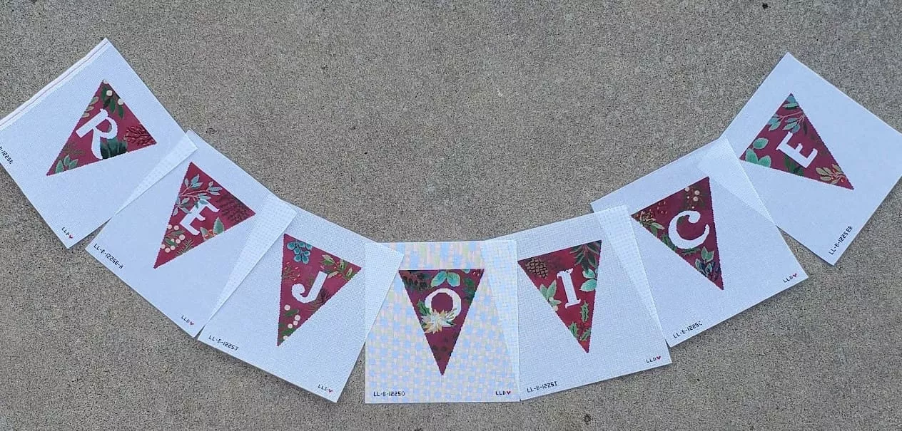 Laura Love Designs – Rejoice Garland – 7 canvases