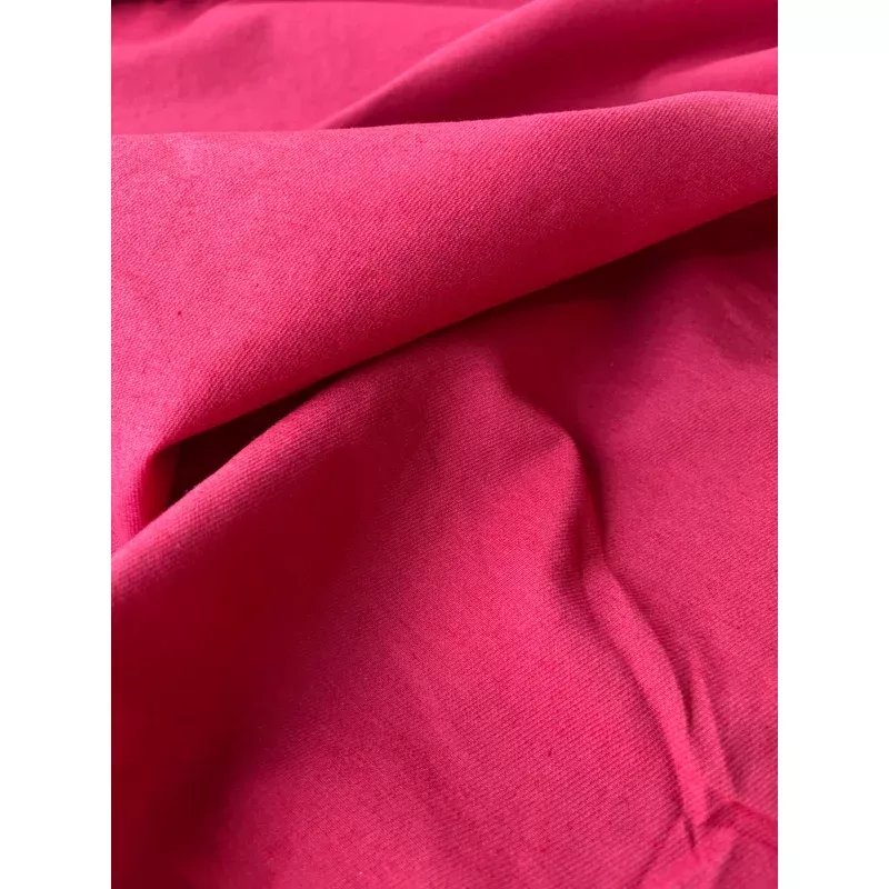 MOE 003 red midweight cotton twill