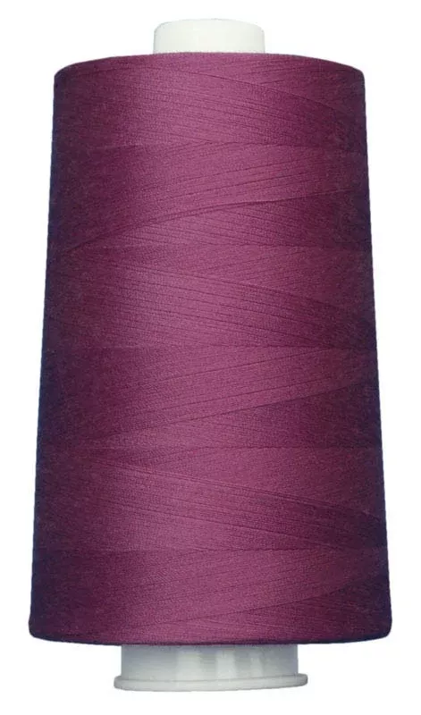 Omni Polyester Thread 40wt 6000yd Magic Magenta