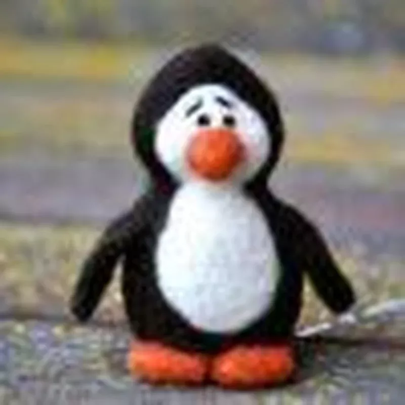 Penguin Needle Felting Kit (Beginner)
