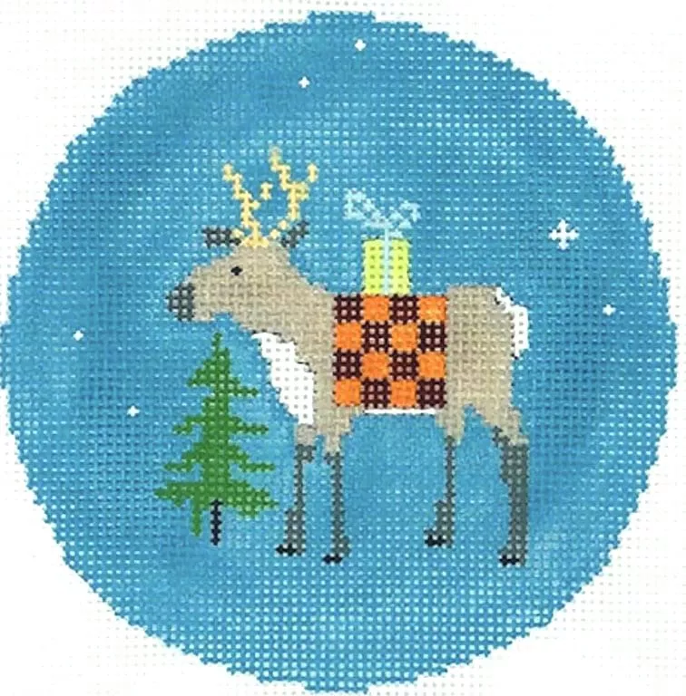 Pippin Studio – Reindeer with Checkered Blanket