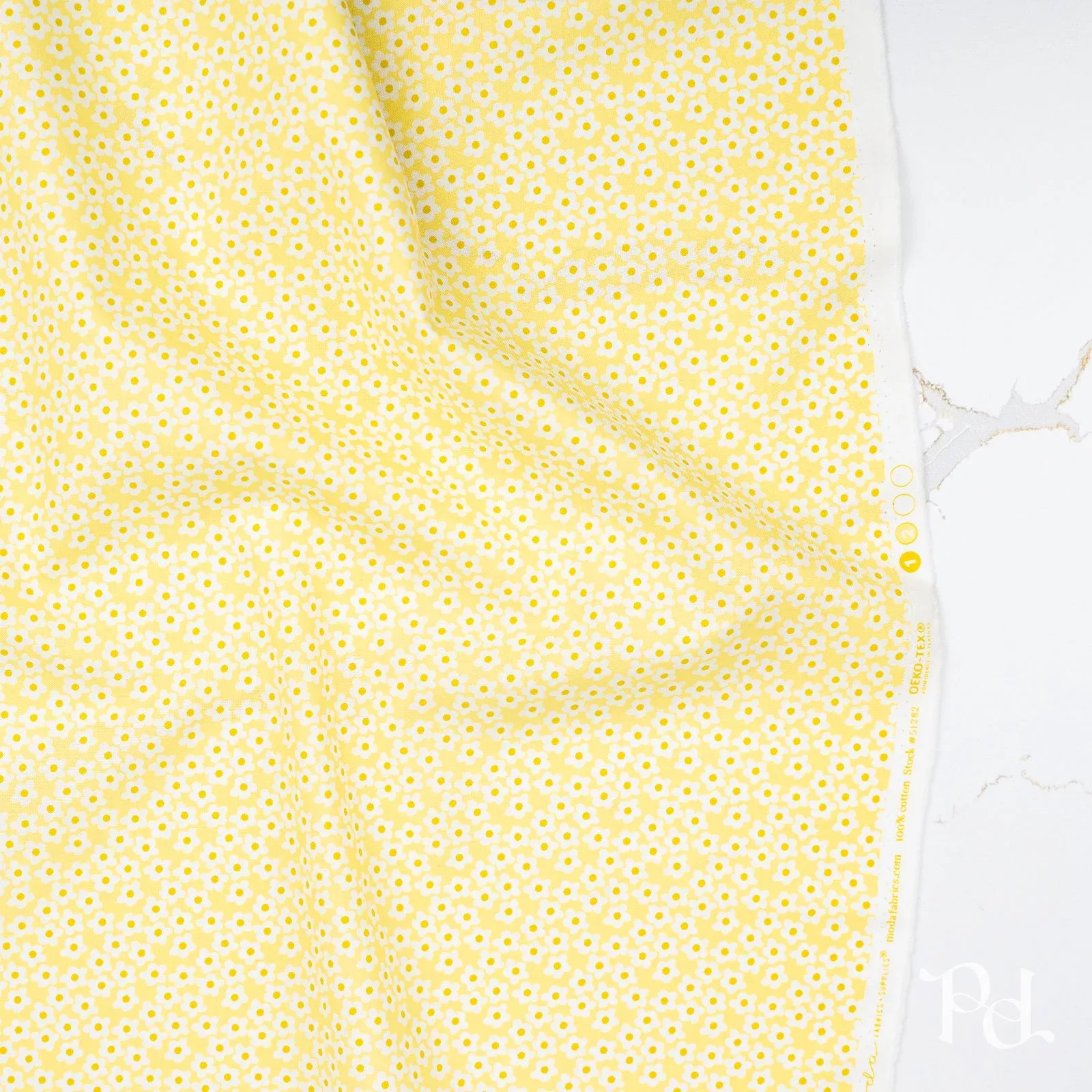 Popcorn Flowers in Sunshine – by Elizabeth Hartman for Moda (Preorder)