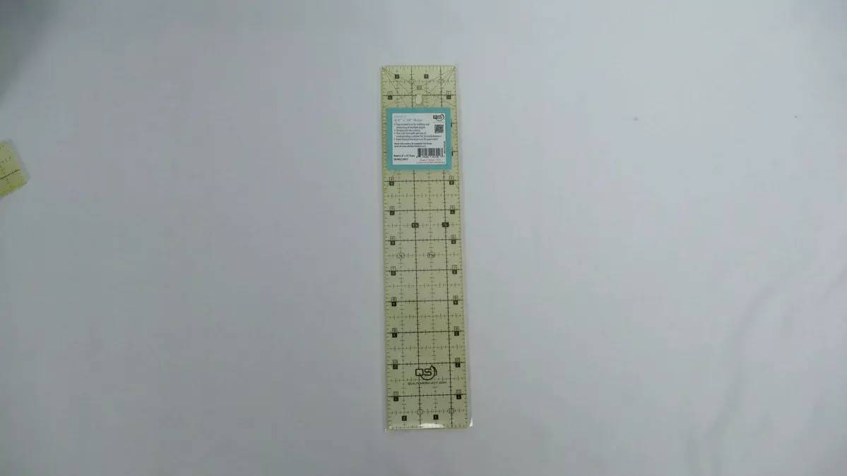 Quilters Select 2.5" x 12" Non-Slip Ruler