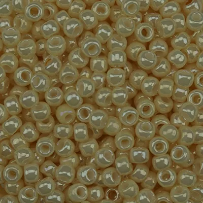 Sundance Beads – Pearl Ivory
