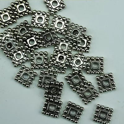Sundance Metallic Accents – Silver Square