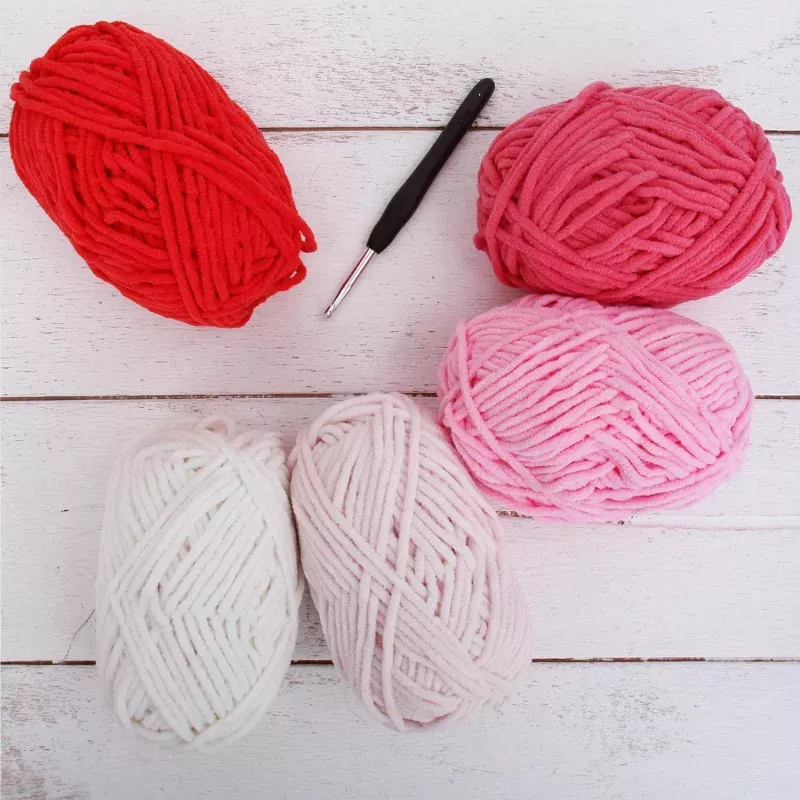 Super Soft Chenille Yarn Set – Pinks – Pack of 5 Skeins – #5