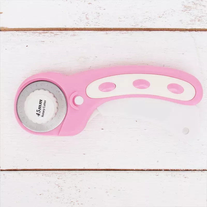 Threadart Premium Ergonomic 45mm Rotary Cutter